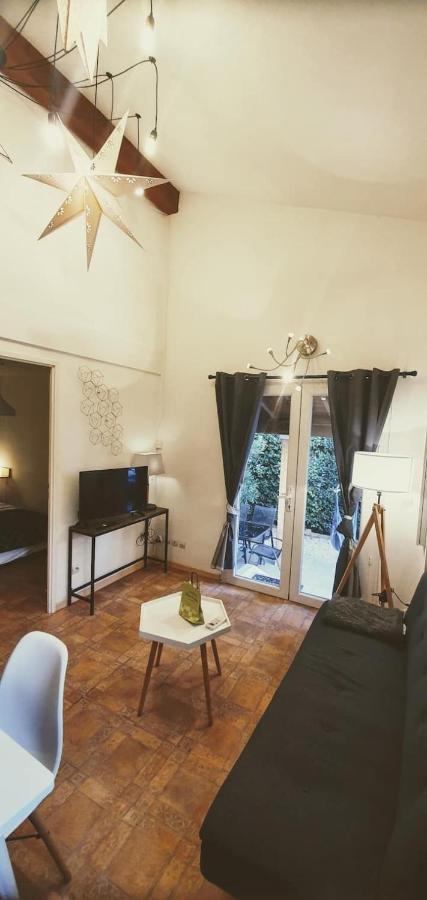 Villa Le Jardin Des Alpilles Eyguières Esterno foto